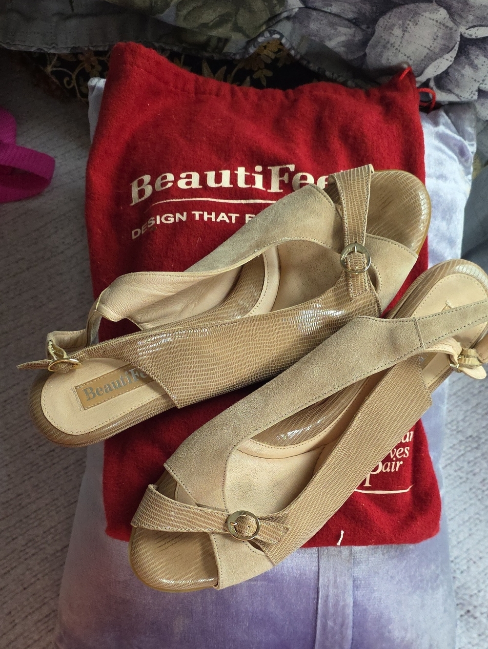 Beautifeel Sz 42 Ivory Open Toe, Low Weel Sling Back. Like New.